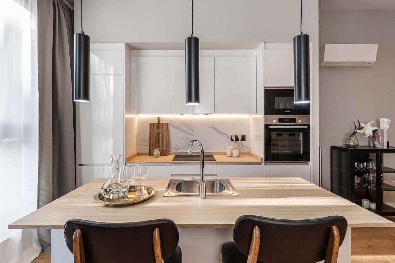 Totec Ventures Apartment Мадрид Екстериор снимка