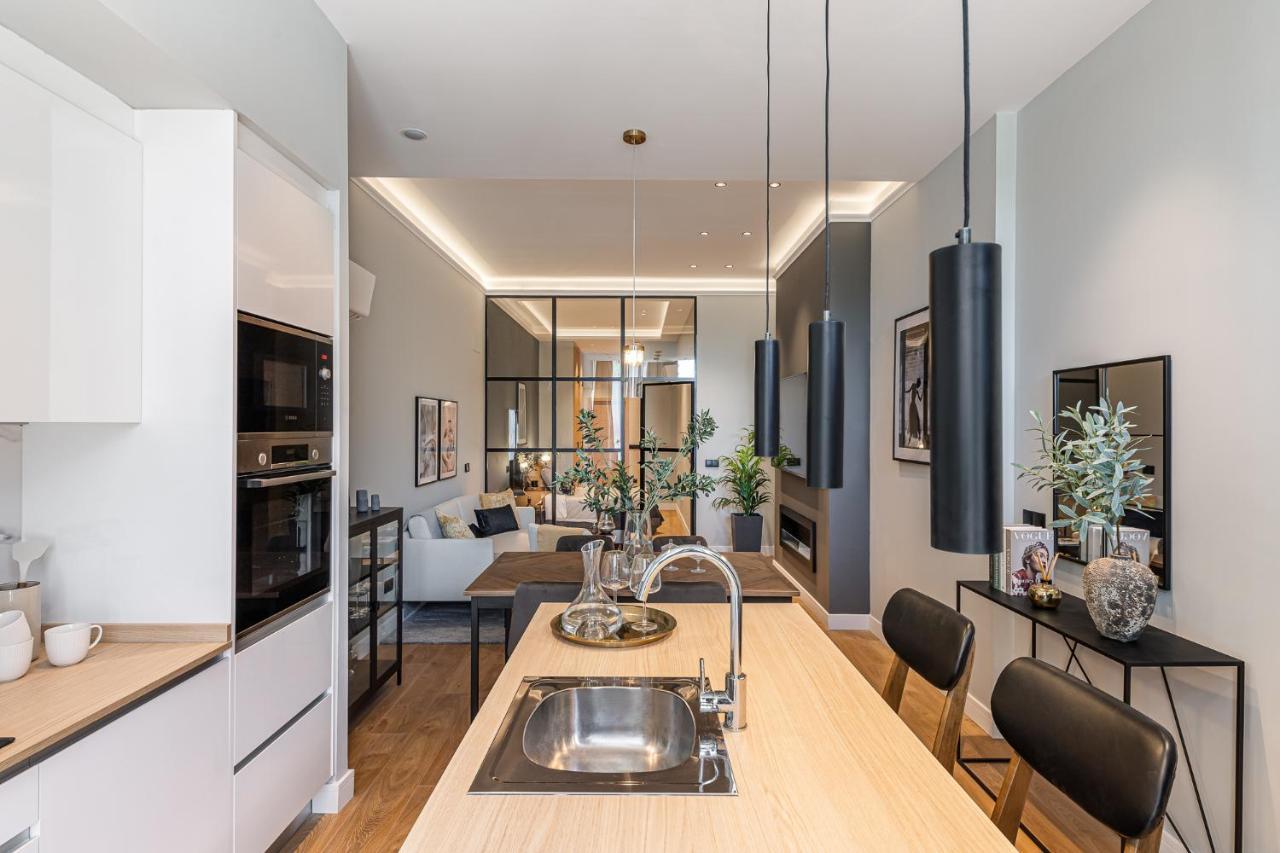 Totec Ventures Apartment Мадрид Екстериор снимка