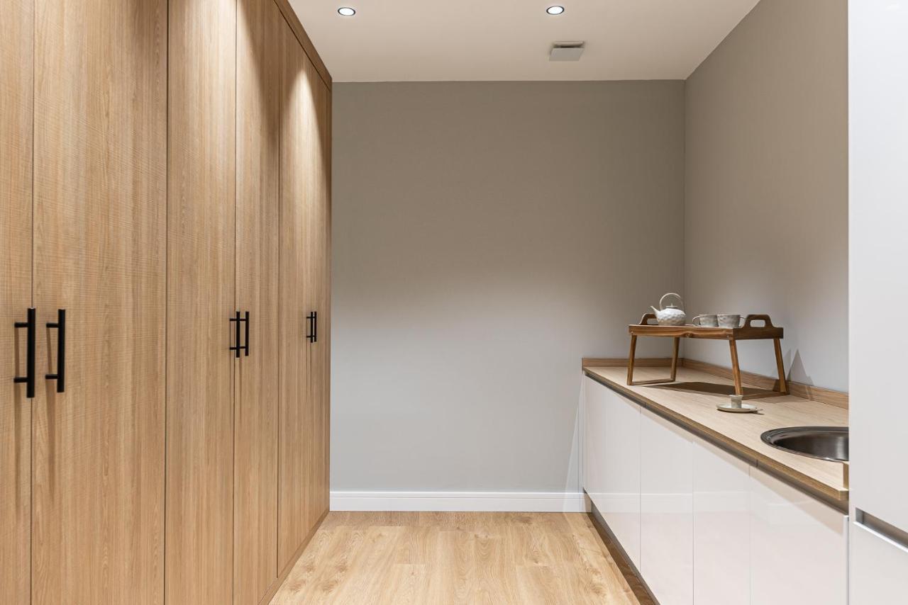 Totec Ventures Apartment Мадрид Екстериор снимка