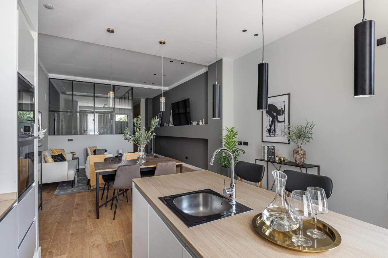 Totec Ventures Apartment Мадрид Екстериор снимка